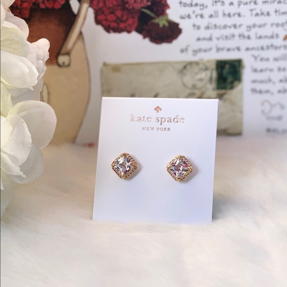 NEW KATE SPADE ♠️ CRYSTAL GOLD STUDS - Picture 4 of 6